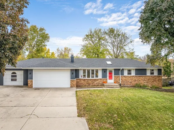 515 Chicory St, Machesney Park, IL 61115