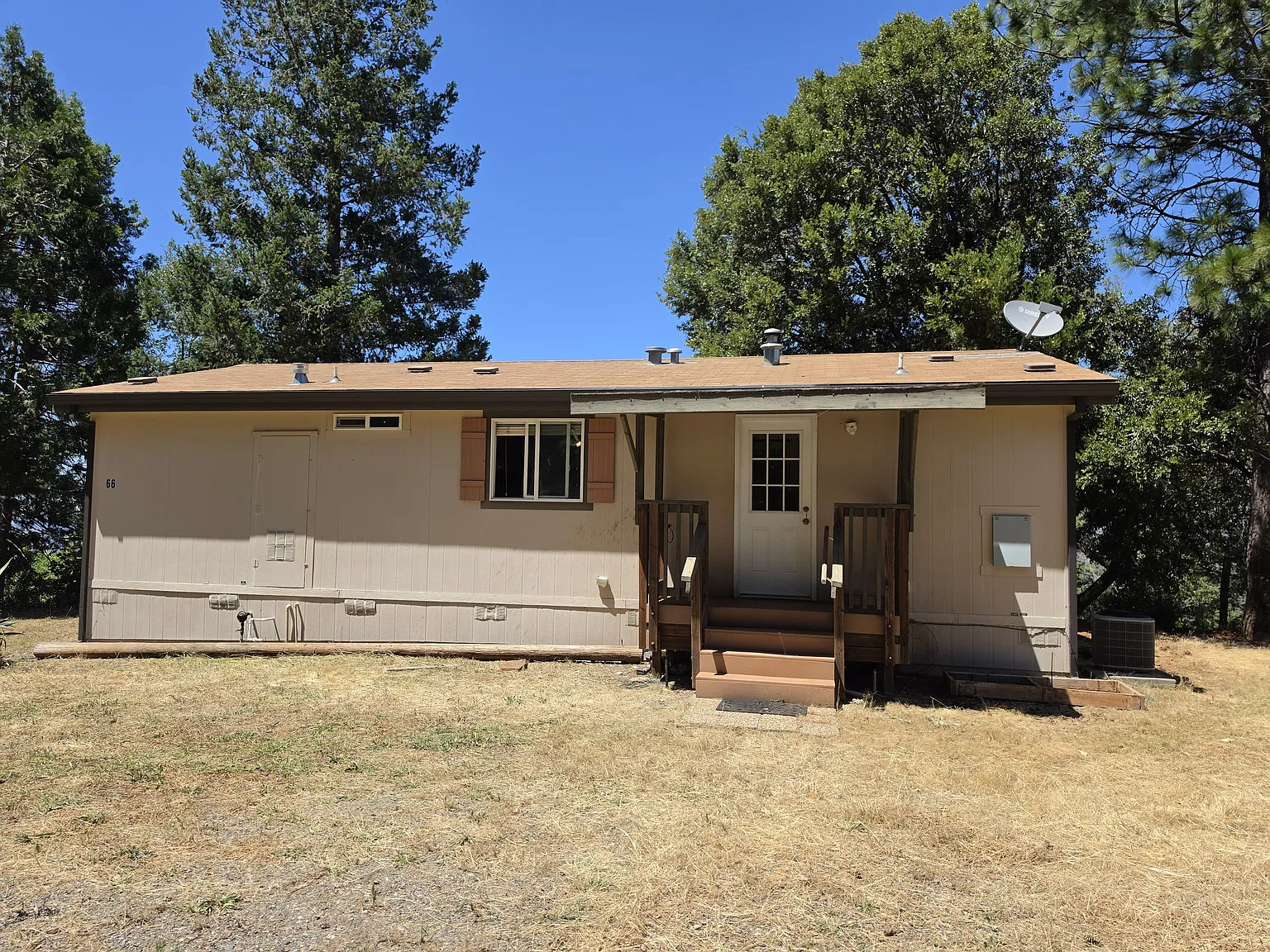 66 Rebie Way — Photo 2