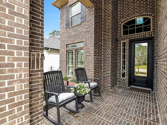 4th image of 4067 Woodland Meadow Drive