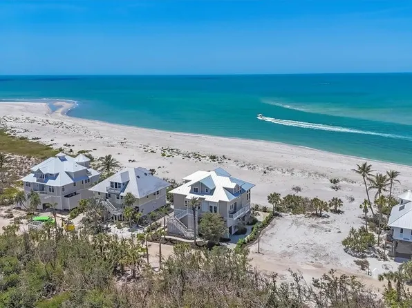 6890 Palm Island Dr, Placida, FL 33946