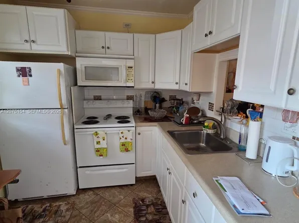 5181 W Oakland Park Blvd #204, Fort Lauderdale, FL 33313