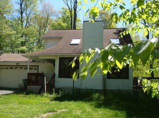 3604 Heather Ln, Tobyhanna, PA 18466