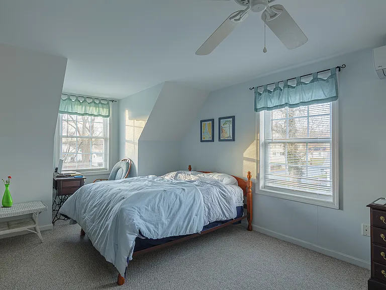 20 Portland Ave — Photo 6