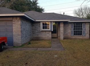 16727 Red Gully Dr, Sugar Land, TX 77498