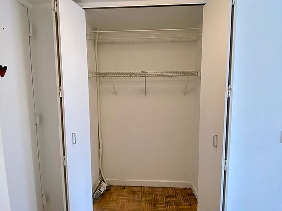 3rd image of 500 W 43rd St #9DD