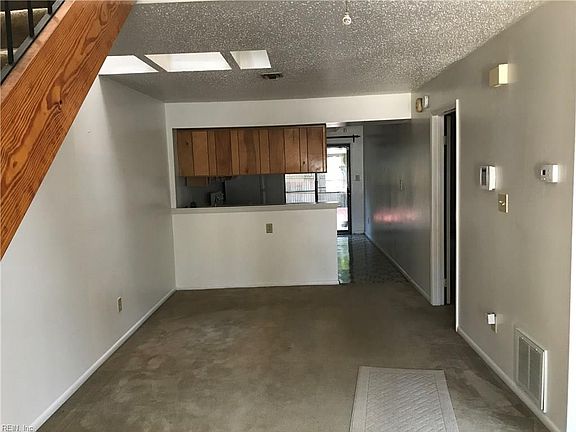 3rd image of 4321 Moosewood Ct