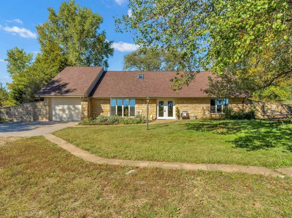 4575 102nd Rd, Delia, KS 66418