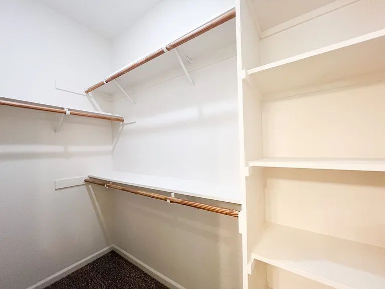 9814 Paso Fino Way — Photo 32