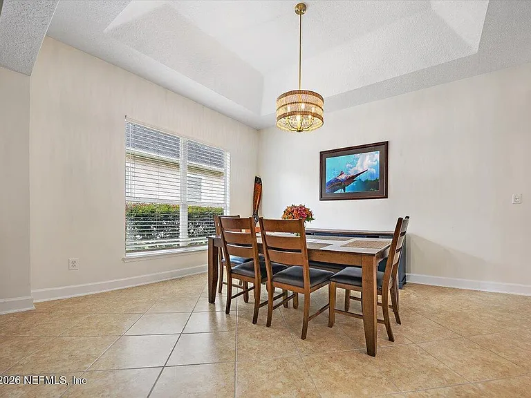 1357 Barrington Cir — Photo 7