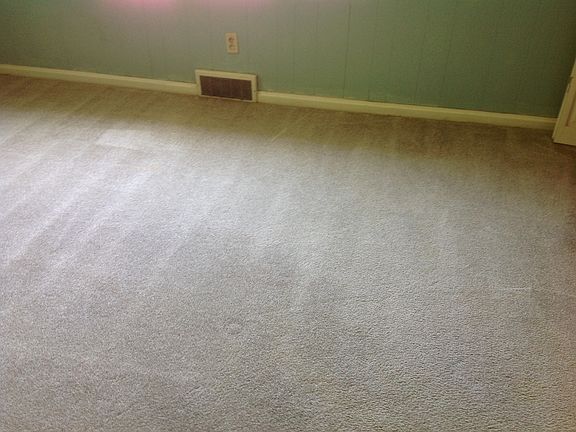 5th image of 321 NE 10th St