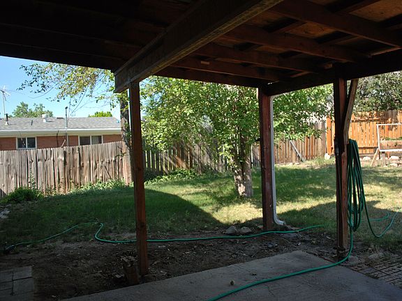 4th image of 295 Kingston Dr