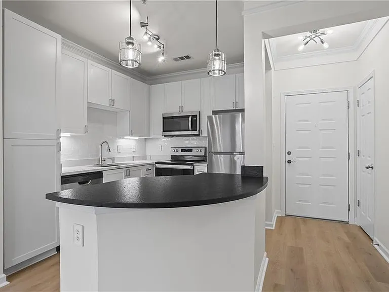 401 16th St NW #1357A — Photo 7
