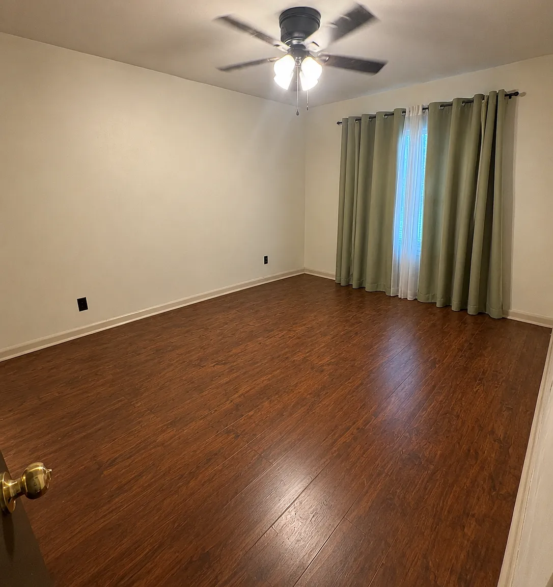 3 bed, 2.5 bath, 1770 sqft, $2,000 — Photo 4