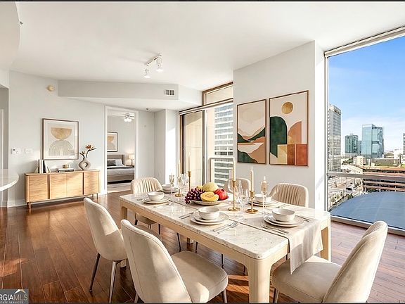 3rd image of 270 17th St NW Unit 1001