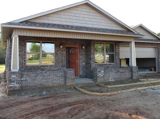 5887 Shimmering Pines Rd, Pace, FL 32571