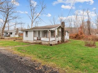 4 Woodlawn Ave, Frankford Twp., NJ 07826