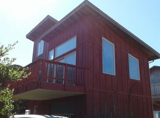 32901 Surfside Dr, Gold Beach, OR 97444