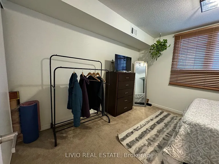 33 Petra Way #1 — Photo 4
