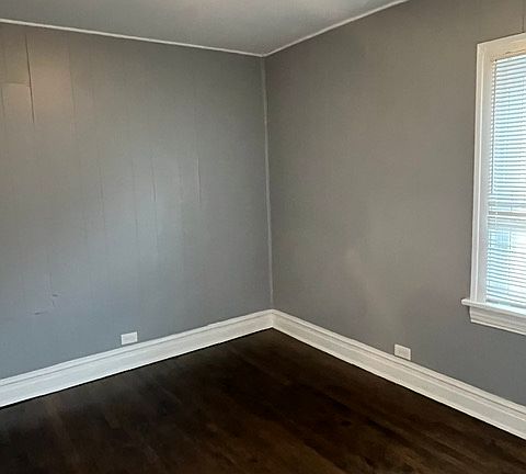 3rd image of 2614 Glos Ave