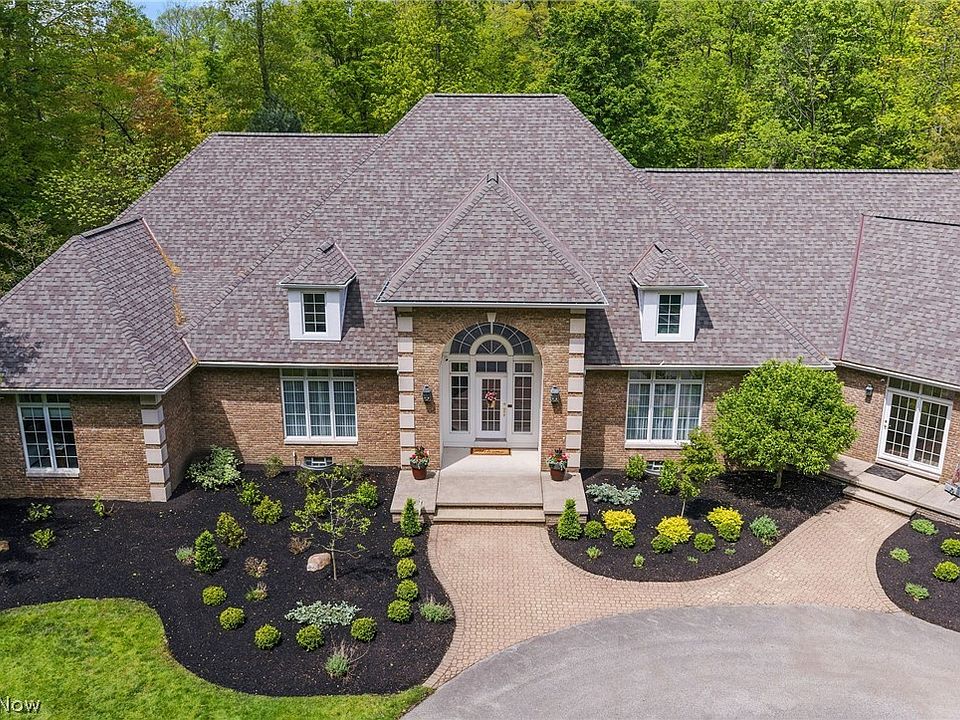 1st image of 8795 Pheasant Run Ln