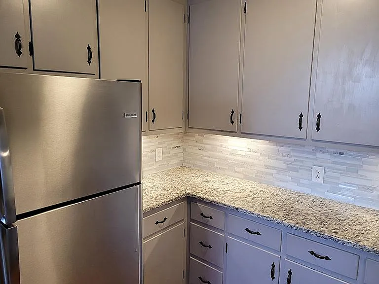 12 N Hanover St #2 — Photo 3