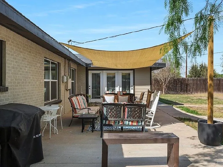 1214 S 13th Ave — Photo 22