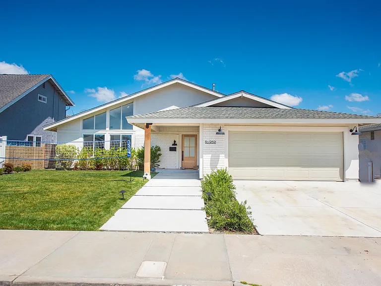9891 Hot Springs Dr — Photo 1