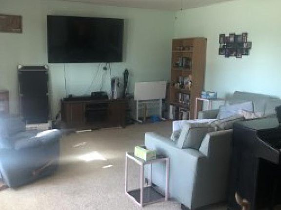 5th image of 39 Gleason St