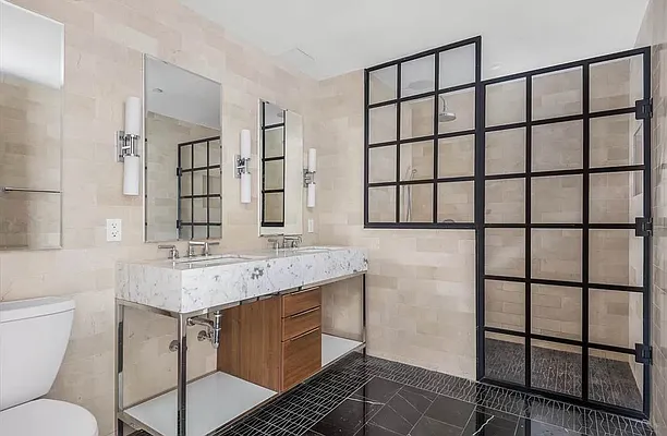 Rented by Luxhome LLC | media 21