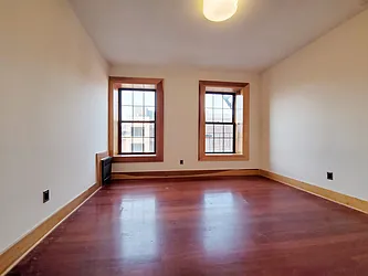 Rented by Rentall Group Inc