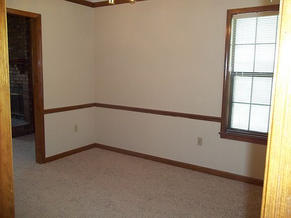 5th image of 4035 Keynon Dr
