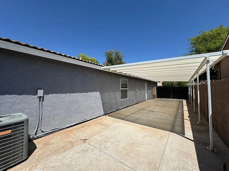 2454 E Saguaro Dr — Photo 26