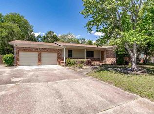 7376 Templeton Rd, Pensacola, FL 32506