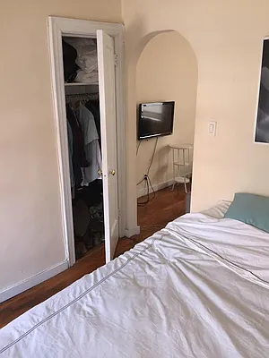 Rented by Upton Realty Group | media 18