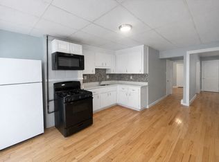 203 London St #1, Boston, MA 02128