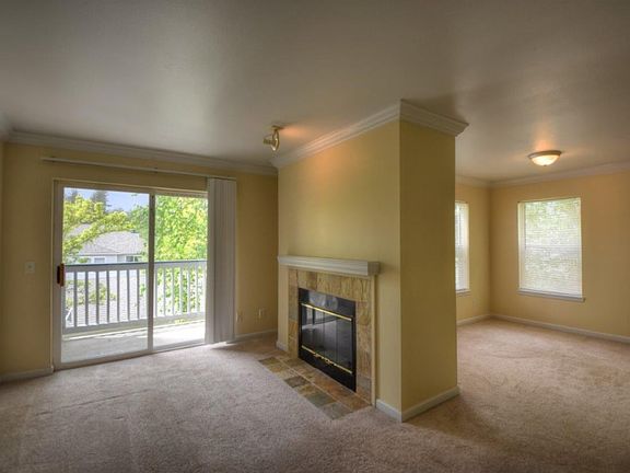 3rd image of 33020 10th Ave SW Unit X201