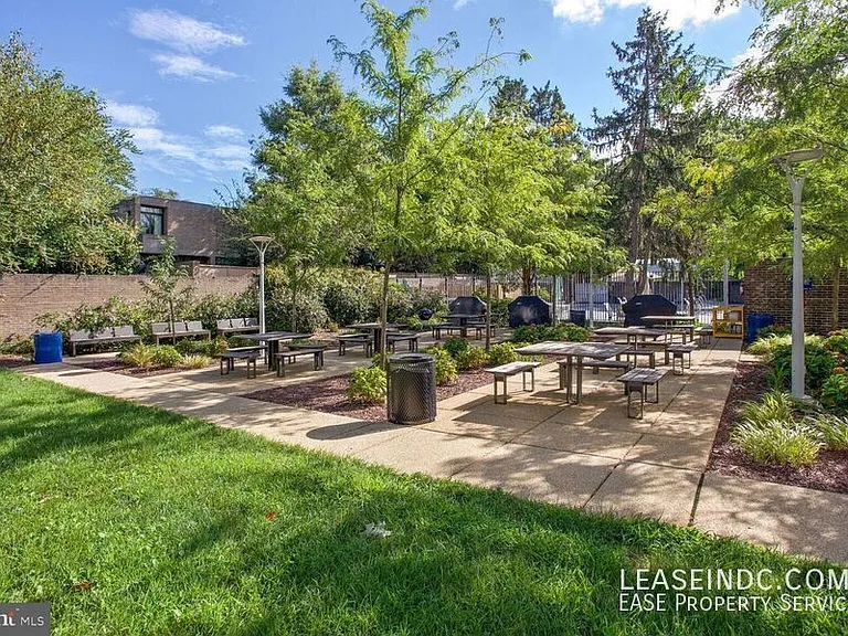 1311 Delaware Ave SW #S541 — Photo 19