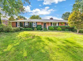 611 Perrin Dr, Spartanburg, SC 29307