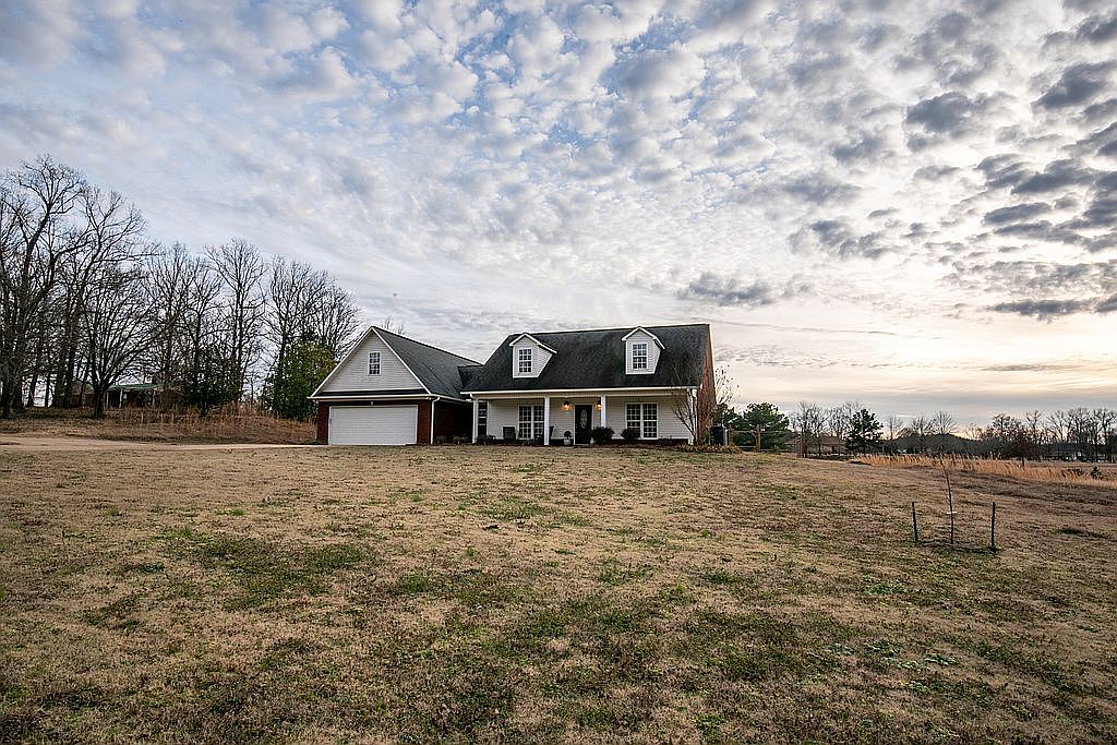 174 McCharen Rd, Thaxton, MS 38871 Zillow