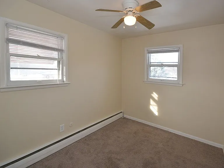103 Devon Ave #C2 — Photo 7