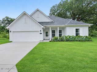 127 Le Moyne St, Bay Saint Louis, MS 39520