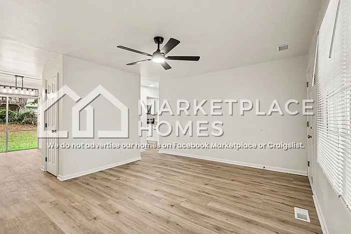 3713 Stanford Cir — Photo 11
