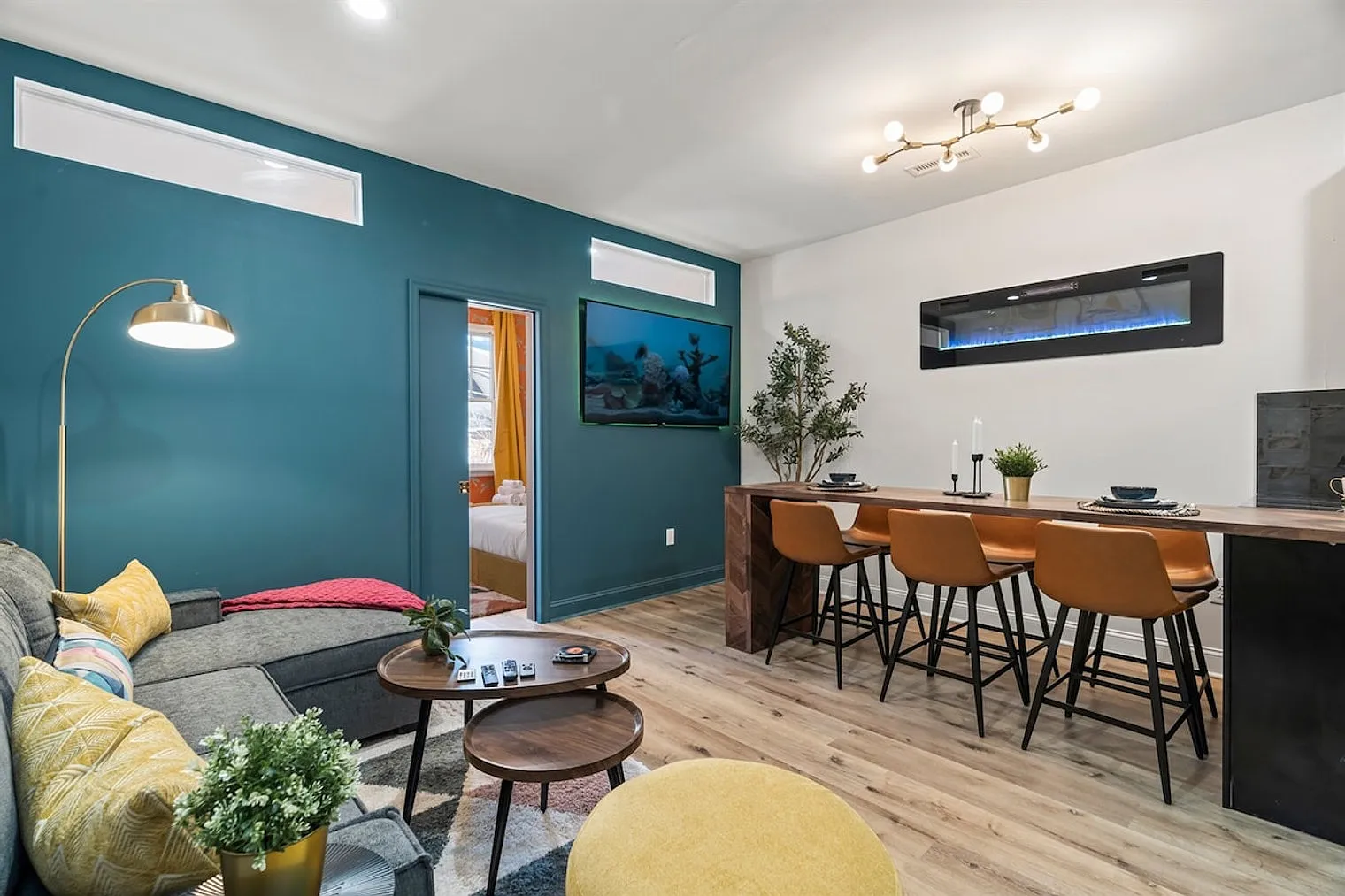 3 bed, 1.0 bath, $8,736 — Photo 3