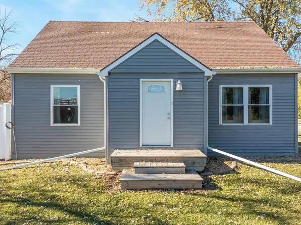 1338 Racine Rd, Menasha, WI 54952