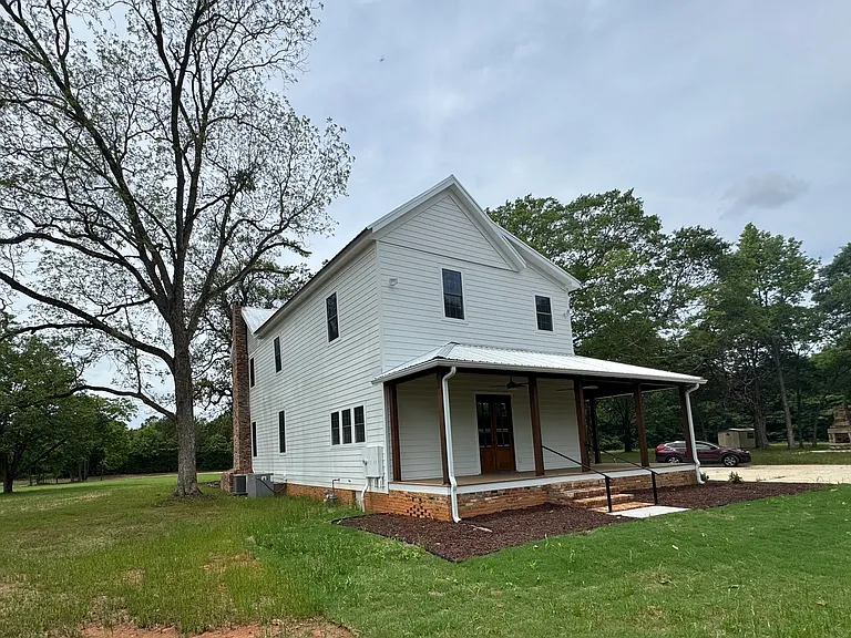 205 Railroad Rd — Photo 20