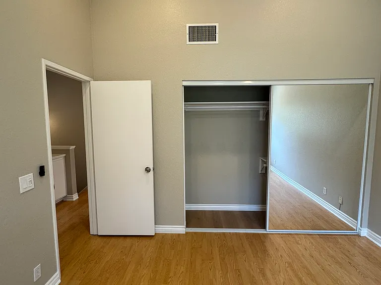 10050 Scripps Vista Way #29 — Photo 12
