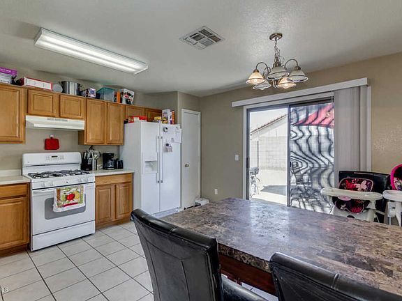 3rd image of 8524 E Lakeview Ave