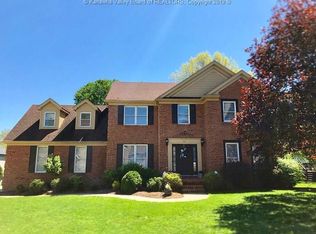 55 Wingfoot Dr, Hurricane, WV 25526