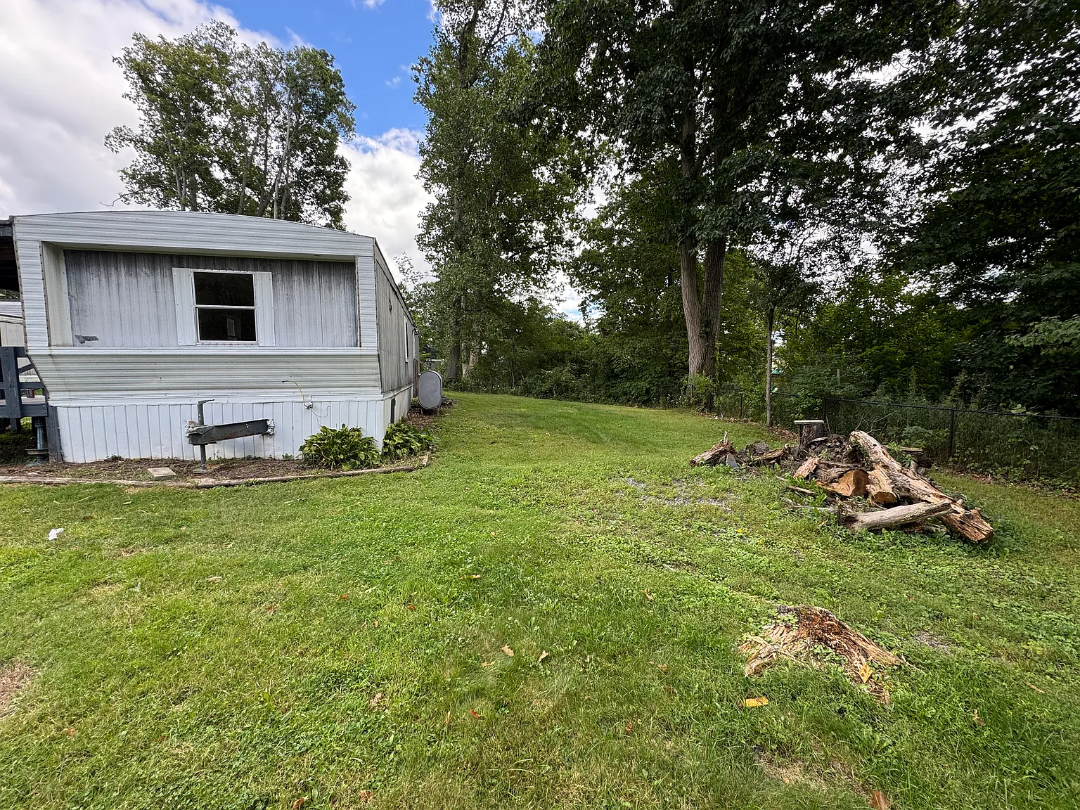2 bed, 1200 sqft, $1,000 — Photo 4