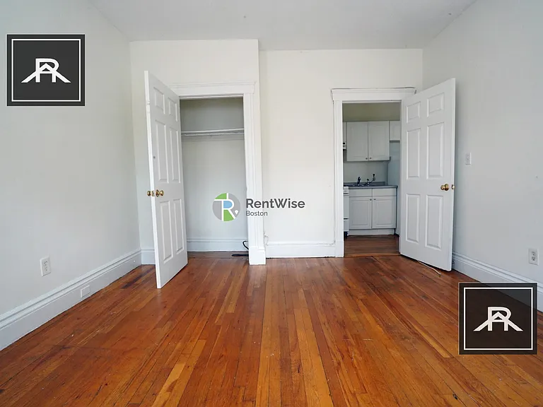 8 Camelot Ct #20 — Photo 8